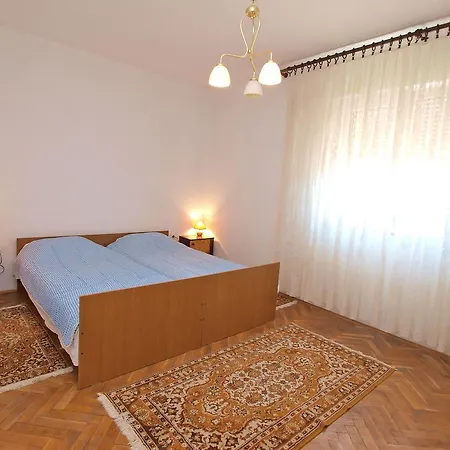 Apartmán Liznjemoro 1161 *